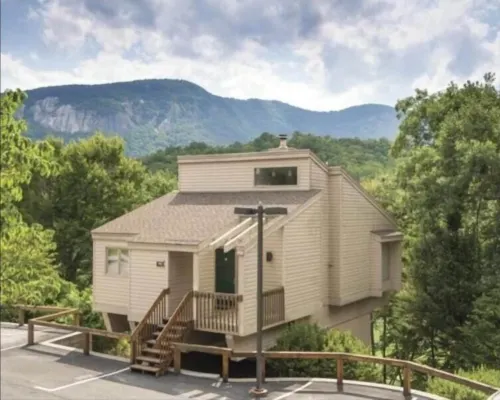 Fox Run at Lake Lure Hotels in Lake Lure