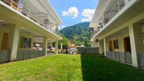 Al Rehman Hotel Naran