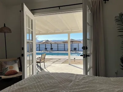 Luxury Desert Escape - Pool, Spa & Panoramic Views - 5 Min to J.T. Park Entrance Hotels near Desert Institute at Joshua Tree National Park