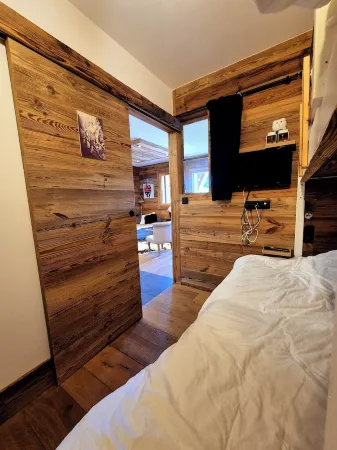 PREMLA 1 | Les Gets - New 5-person apartment - View of slopes and village Отели рядом с достопримечательностью «Golf Les Gets»