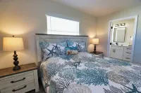 Venice Vacay! Pet-friendly pool home in Venice FL! Hotels near Catanias Winery