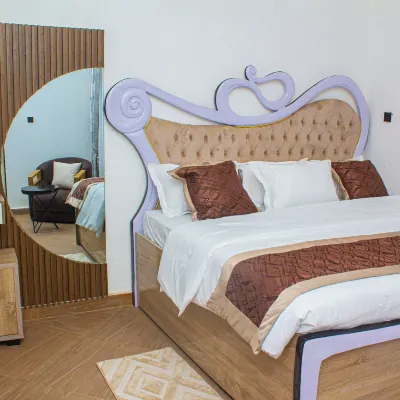 THE BLEVICK SUITES AND APARTMENTS Hotels near Kwalika Park