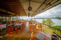 Villas Paradise - พร้อมอาหารเช้า