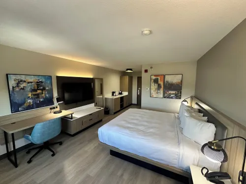 Midtown Suites - Greenville