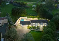 Stayau Expansive 7Br Villa Scenic Warrandyte Hotels near Bolero's Restaurant