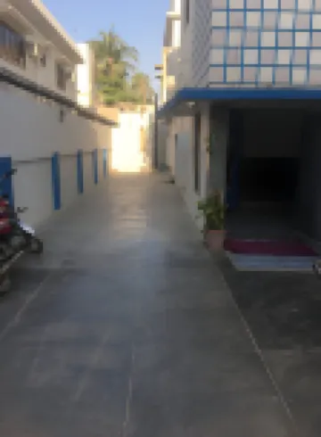 Lavish Inn Guest House