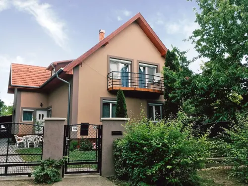Lavender Apartment
