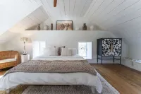The Stonemason - A Private Catskill Winter Escape in the Woods close to Kingston