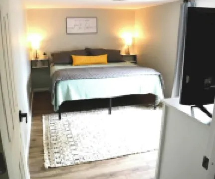 Charming Cottage at Peaceful Nettle Lake with HOT TUB & Private Lake Access Hotels in Williams County