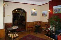 Elen's Castle Hotel Hotels in Tanygrisiau