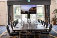 DoubleTree by Hilton Cheltenham-Cotswolds Hotel di Colesbourne