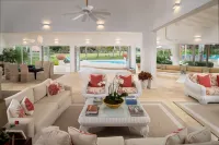 Punta Aguila Spectacular 4 Bdr / 6 Bath Free Golf Cart  Chef and Waiter Included