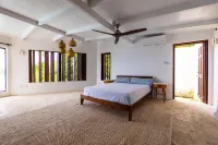 Stunning Clifftop Villa with Infinity Pool Отели в г. 