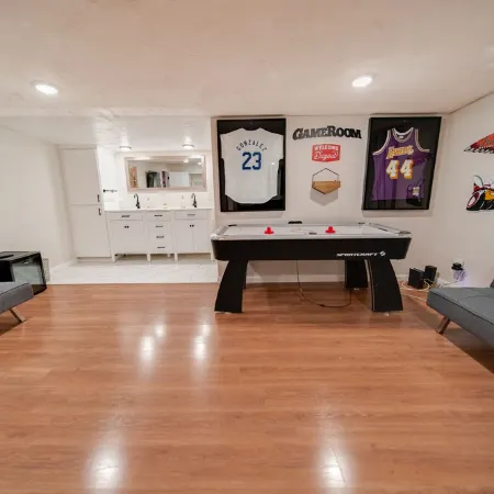 Casa Blanca (Arcade/Theatre/Game Room/RV Parking) Отели в г. Баннинг
