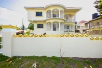 Entire Home in Discovery Bay, St. Ann Hoteles cerca de Dolphin Cove Puerto Seco Beach