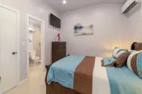 Unique 1-bedroom apartment in charming Buckleys with AC, WiFi Hotels in Buckleys