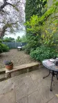 The Hayloft- dog friendly romantic retreat- log burner and lovely rural views