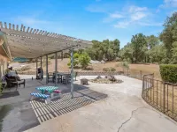 Ahwahneechee Lodge with Game Room, BBQ, Fire Pit