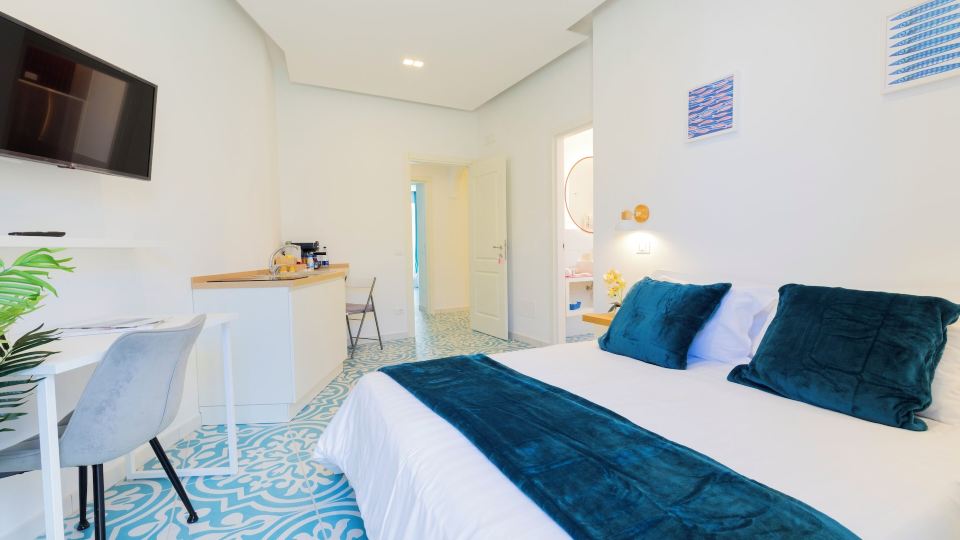 Via Roma Suites