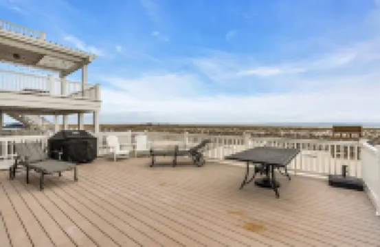 Oceanfront Normandy Beach NJ, Private Beach Access, Luxury Home w/ Decks & Views