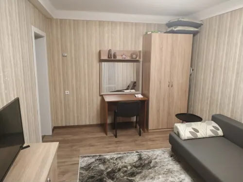 Apartment in Kiev. 10 min metro