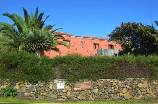 Casa Rural Los Draguitos, private pool and sea view