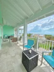 Bimini Sky, Amazing views Optional Golf Cart 2/2 Hotels in Alice Town