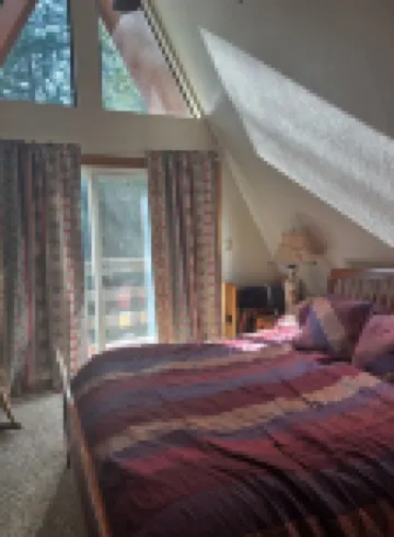 Chalet Near Apple Hill, Sly Park Jenkinson Lake,Placerville Winetasting, Skiing