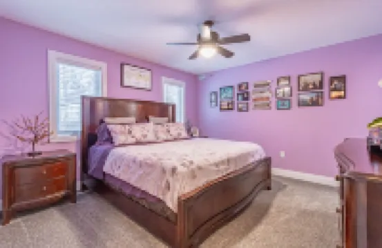 Grand Bend Getaway Cottage | Hot Tub & Relax by the Beach | 6Bed+3Bath