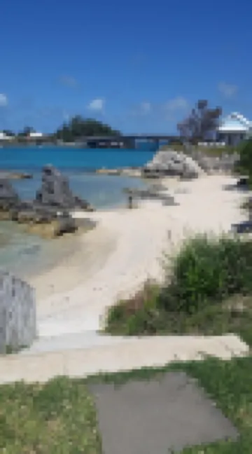 Stunning sunsets, turtle watching, longtails wheeling and glow worms .... 薩默塞特酒店