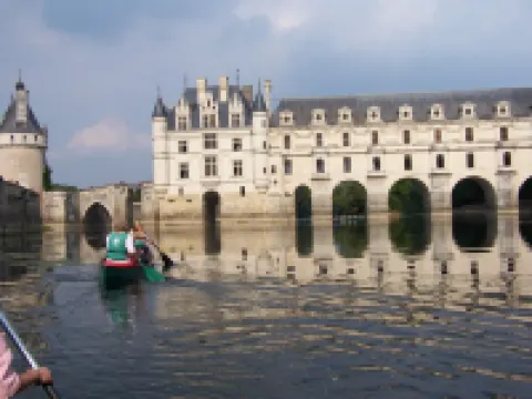 La Petite Boutique, 15thC stone cottage in medieval town, LOIRE VALLEY CASTLES 聖艾尼昂酒店
