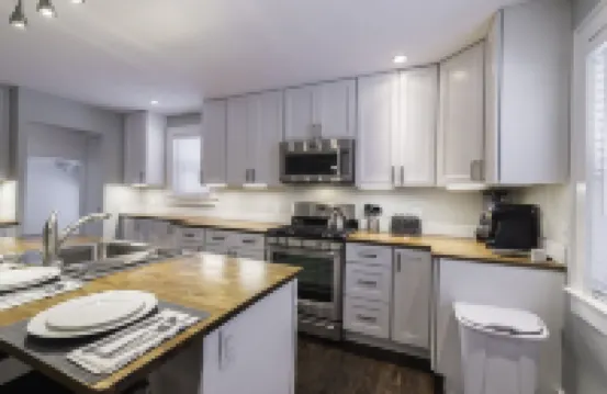 JUST REMODELED top to bottom -  master bed/bath on main floor!