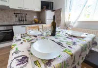 Apartment Raspolic - no.1