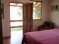 Slice Of Paradise Beach Bungalow, sleeps 2 - 5, full kitchen, 2 baths, AC, &more