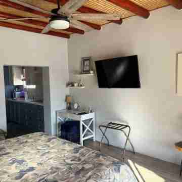 Private Penthouse in Pedregal with Pool. Walk to Marina+Beach+Town+Food+Waldorf Rooms