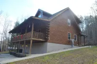 Enjoy Spring in Our Cabin, See and Hear the Creek Flowing Right from Our Porch