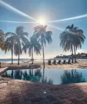 "Tortuga Kai" - 2 BR Oceanfront Condo At Kaibo, Grand Cayman - Pool