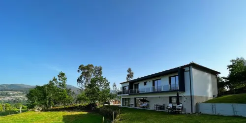 Couto do Souto House Hotels in Vila Verde