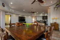 A great escape just minutes from downtown Cabo!  Amazing view of downtown Cabo!