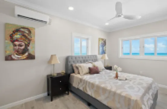 Serene and Tranquil ocean view cottage w/hot tub and vehicle