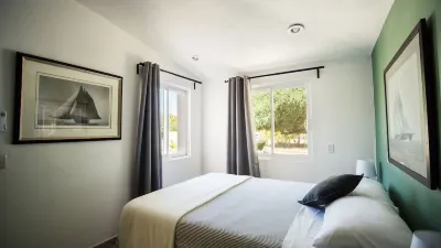 2bed, 2bath - 3 mins drive to Pickleball & Beach Отели рядом с достопримечательностью «Парк Ла Лагуна»