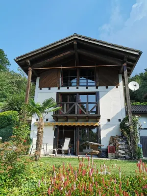 Cozy vacation apartment with lake view, quiet location