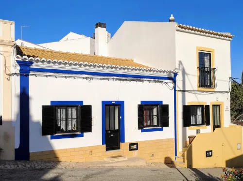Fisherman's House with Roof Terrace in the Village Center