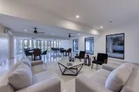 Pedregal Towers