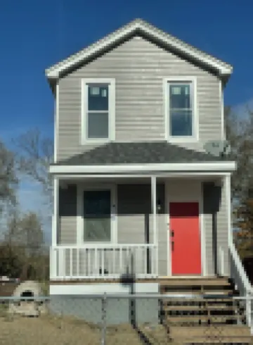 Cheerful 2BR Close to SLU University w/RV Parking セントルイス大聖堂周辺のホテル