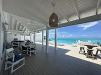 Luxury Beachfront Home, Heated Private Pool, Five King Suites w/ Ensuite Baths!
