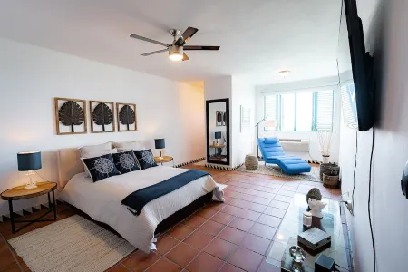 ENCHANTED VIEWS!! 3/3 Wyndham Grand Beach & Golf Resort Отели в г. Мамейес II