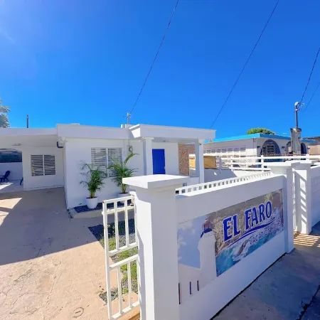 Charming 3-bedroom Beach House with AC and WiFi near Arecibo's best beaches.
