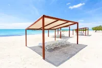 Breathless 4You, Oceanfront Penthouse Hotels in 
