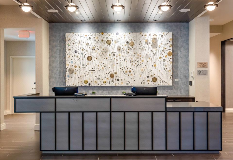 2. 캠브리아 호텔 ..